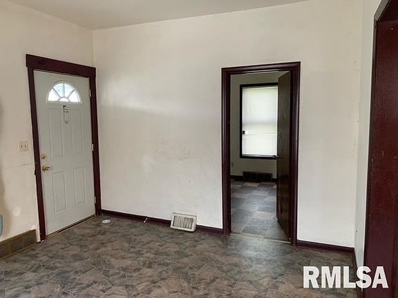 4th image of 629 7th St