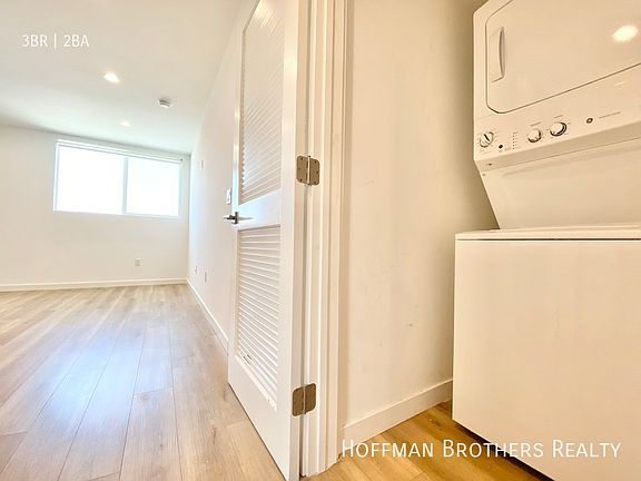 4th image of 233 Rosemont Ave APT 8