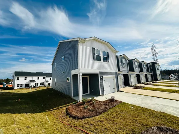 1360 Falling Acorn Ln, Concord, NC 28027