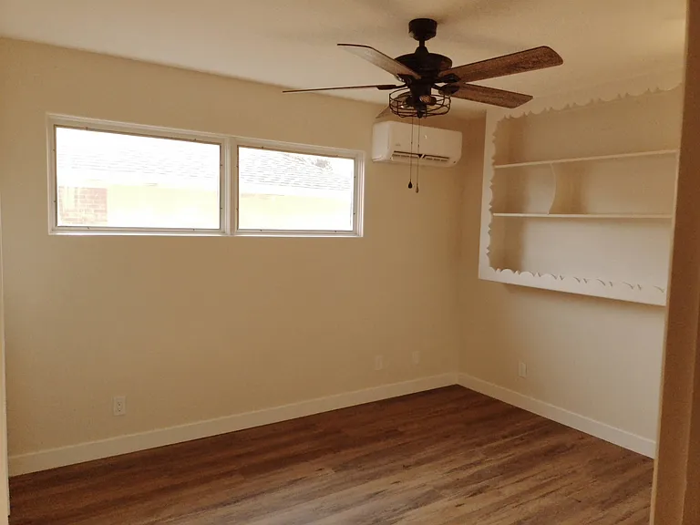 201 Circle Dr — Photo 16