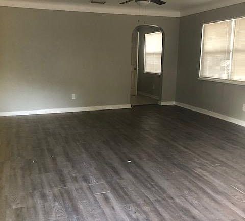 2nd image of 4135 2nd Ave S