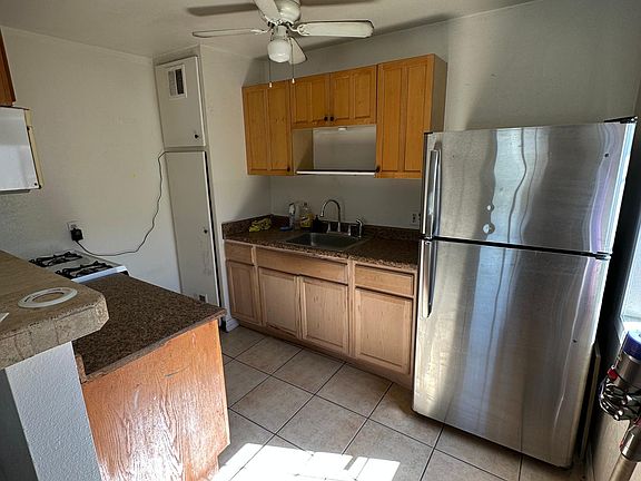 2nd image of 4757 Castana St #4757