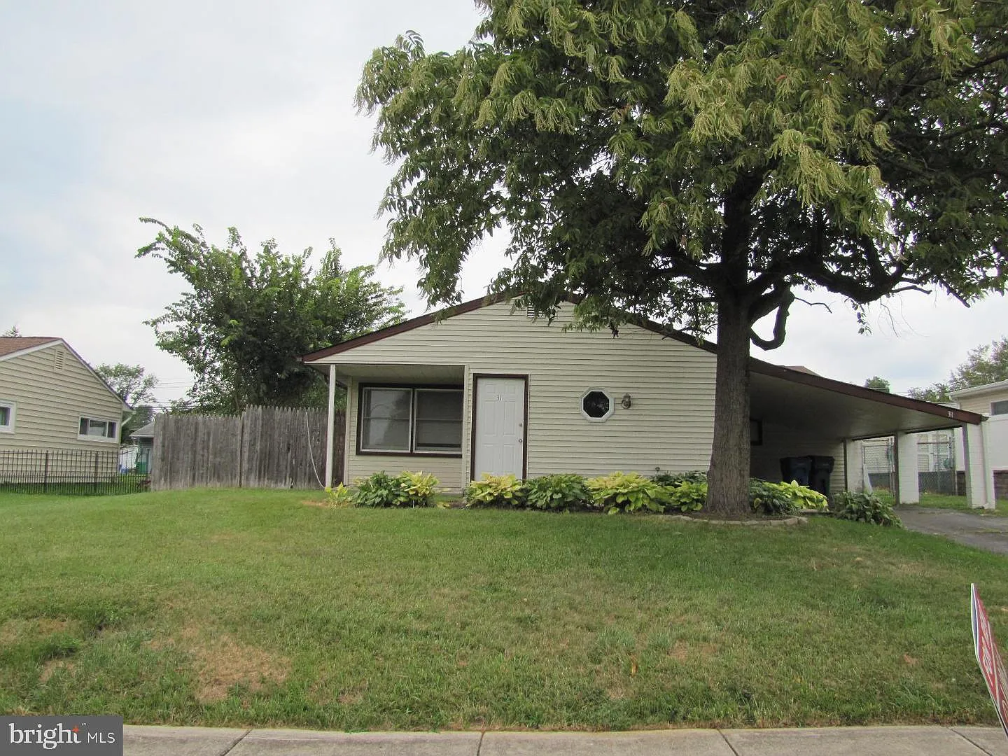 31 Mulberry Ln photo 1