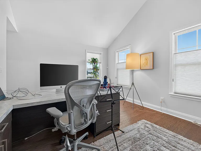 3062 N Spurway Dr — Photo 39