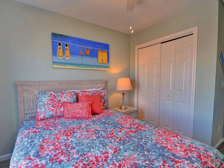 3812 Island Dr — Photo 17