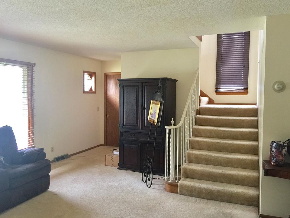 1st image of 7009 Lynmar Ln