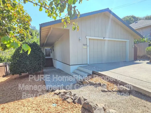 707 Bassett St, Petaluma, CA 94952