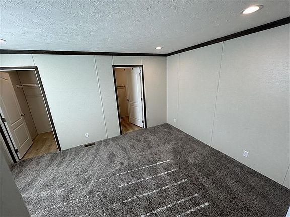 5th image of 157 Powell St #9212