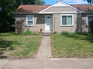 2054 N Berry St, Westland, MI 48185