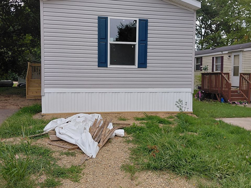 1st image of 56630 89th Ave #38