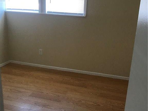 5th image of 1662-64 Southlawn Blvd