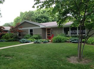 1401 Maplewood Dr, Normal, IL 61761