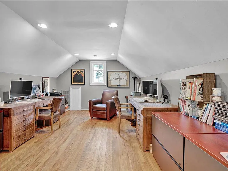 2nd floor office
