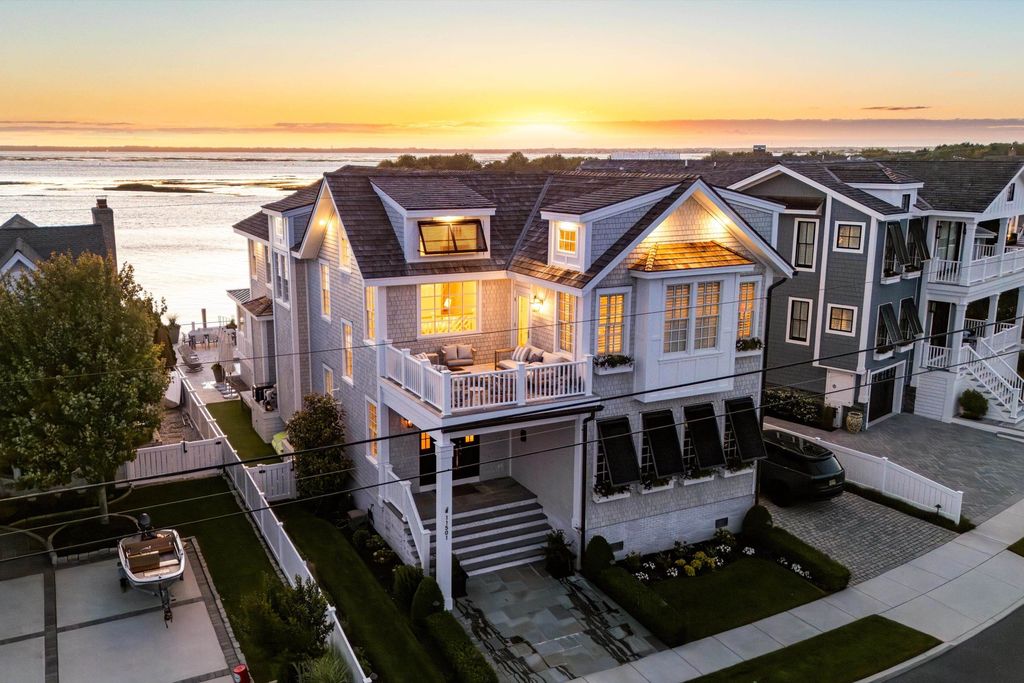 11501 Paradise Dr, Stone Harbor, NJ - View 2