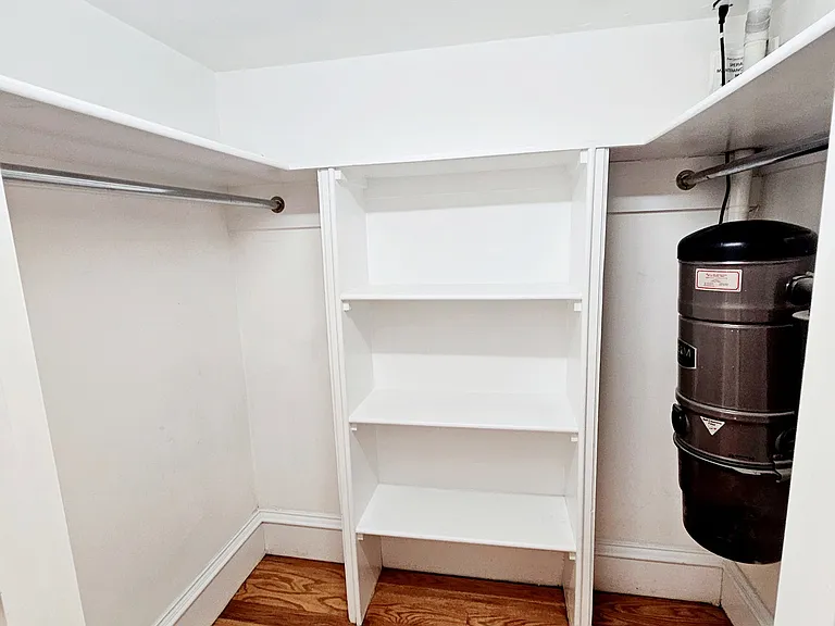 127 Nonantum St #3 — Photo 19