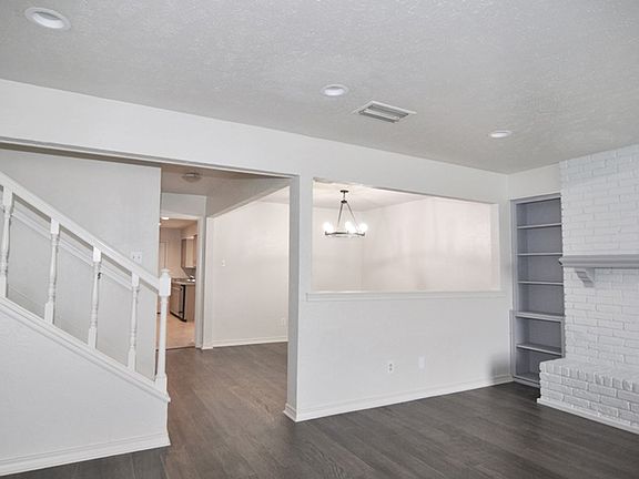 5th image of 1201 Mill Valley Dr