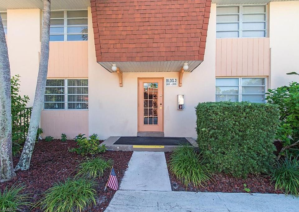 1st image of 457 Tallwood St Unit 208