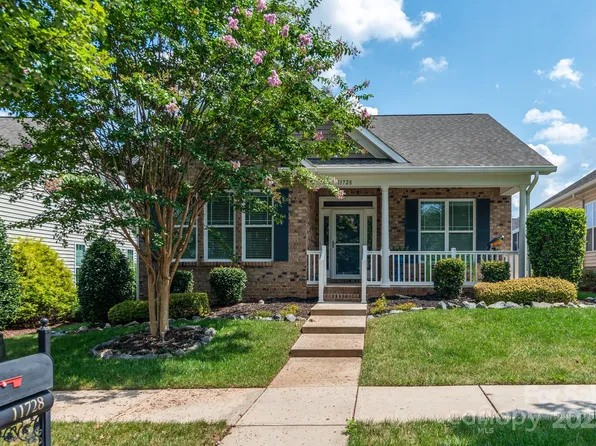 11728 Mount Argus Dr, Cornelius, NC 28031