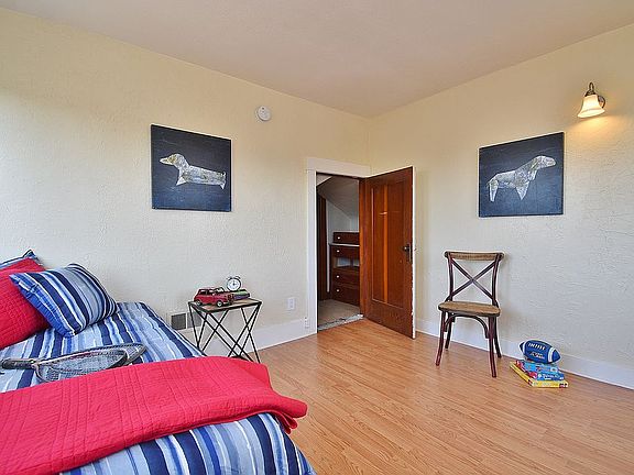 5th image of 546 Zorah St