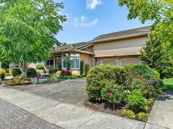 745 Sand Ave, Eugene, OR 97401