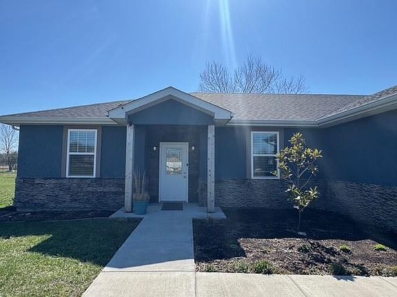 2nd image of 1660 NW 795th Rd