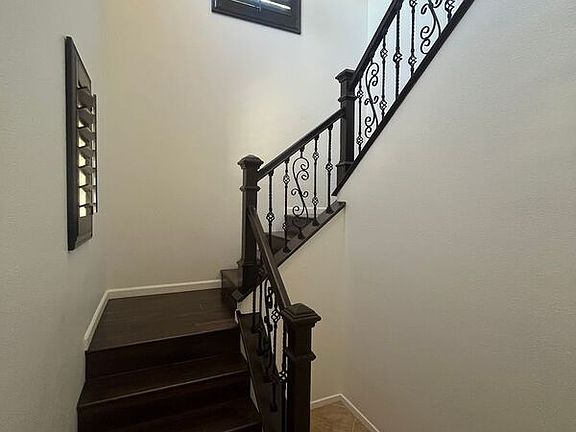 3rd image of 32723 Ritter Ct