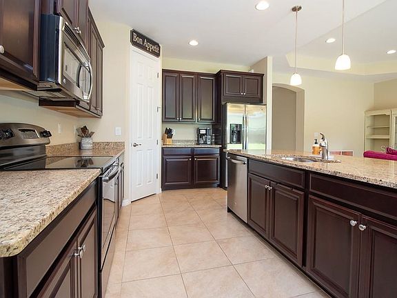 3rd image of 11547 Blackfin St