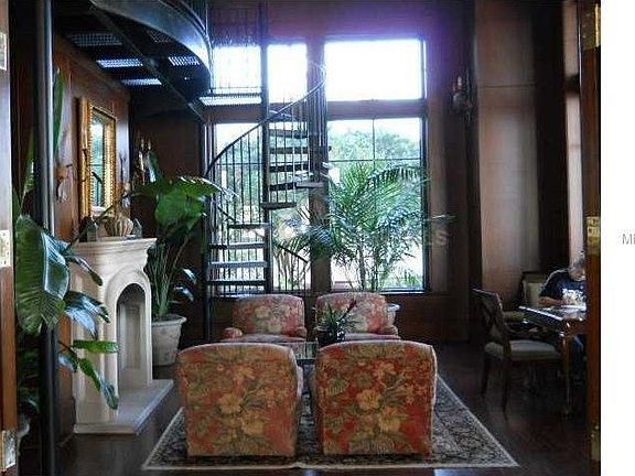 4th image of 345 Bayshore Blvd APT 406