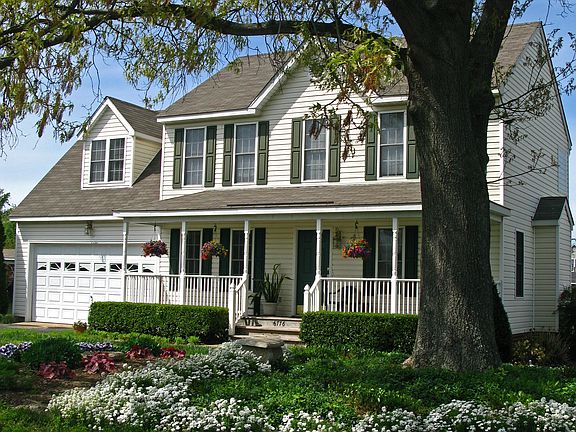 2nd image of 6776 Gardenbrook Way
