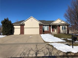 402 NE 21st St, Ankeny, IA 50021