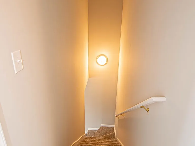 242 Morgans Ct — Photo 37