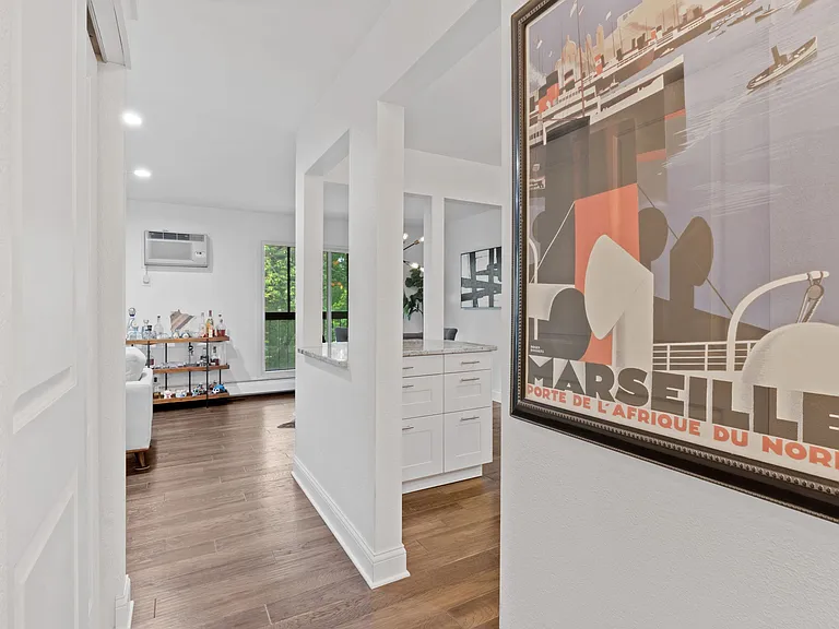 3850 Plymouth Blvd #212 — Photo 2