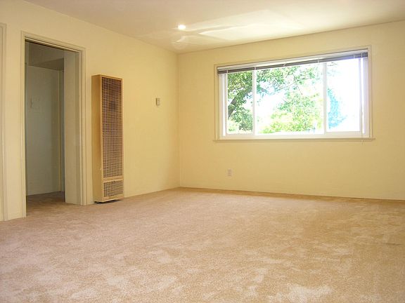 Living room with gas wall furnace