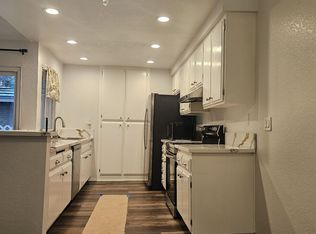 3851 Amberly Dr UNIT G, Inglewood, CA 90305