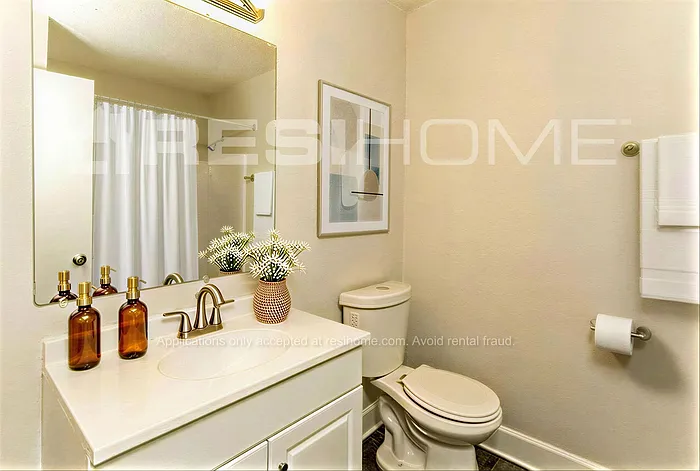 5251 Cornell Dr — Photo 12