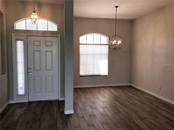 5th image of 4901 Flagstone Dr