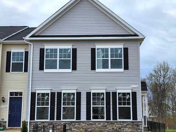2nd image of 41530 Briarwood Cir