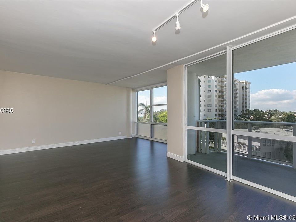 1st image of 900 Bay Dr APT 307
