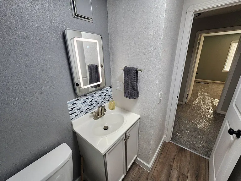 2506 Torrington Ave — Photo 15