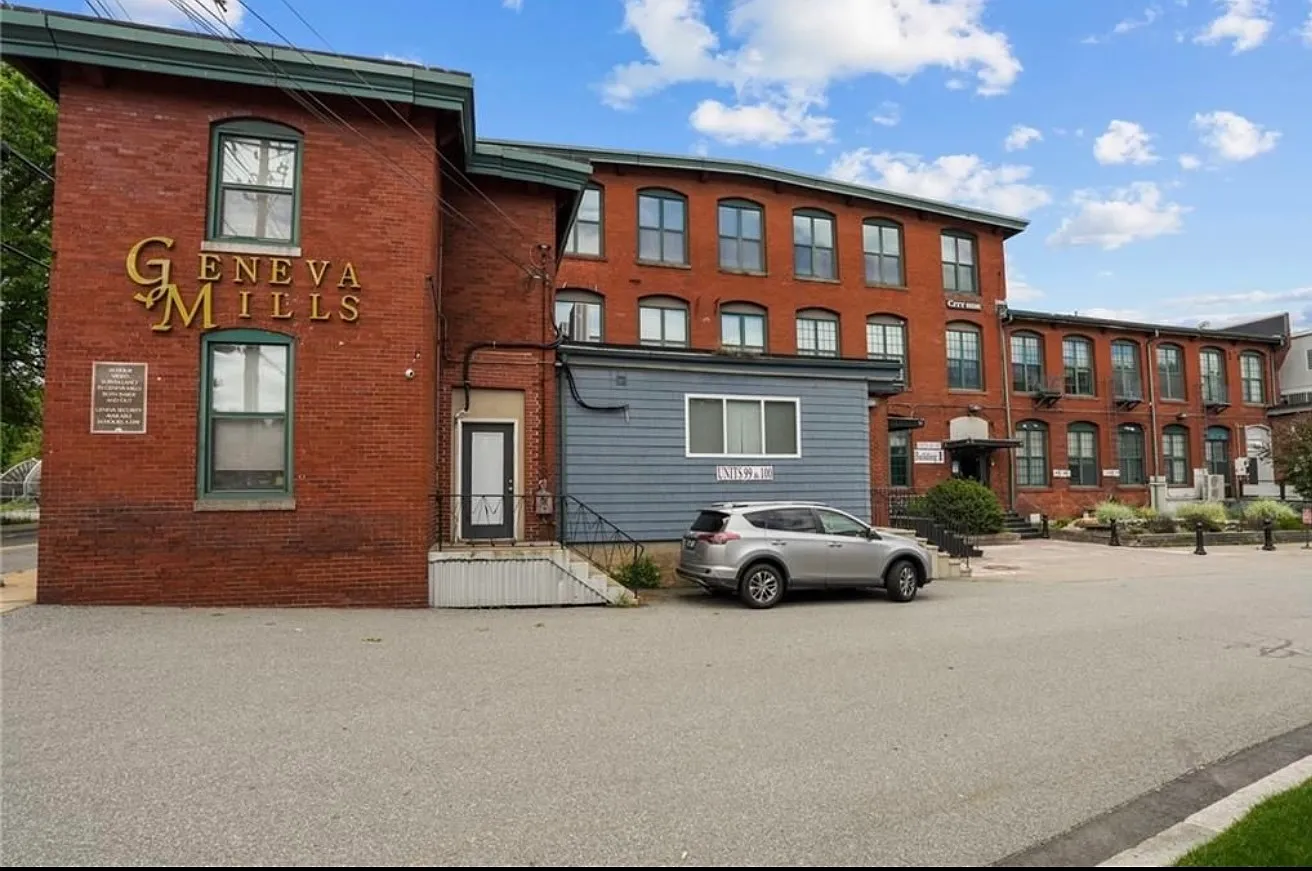 2 bed, 1127 sqft, $2,500 — Photo 1