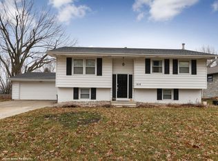 1410 Country Club Rd, Indianola, IA 50125