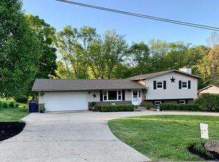 65 Jeffery Ln, Heath, OH 43056