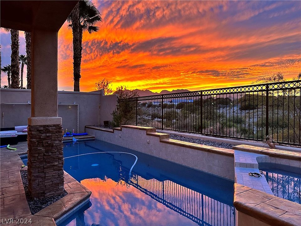 1st image of 8400 Paseo Vista Dr