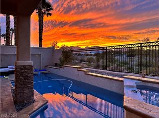 8400 Paseo Vista Dr, Las Vegas, NV 89128