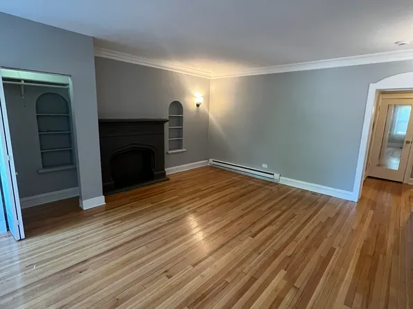 8348 S Maryland Ave APT 3, Chicago, IL 60619
