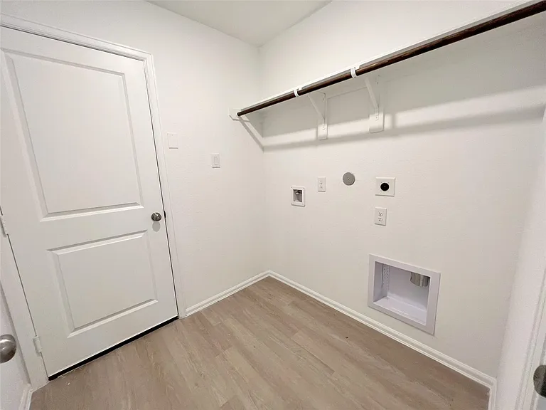 14510 Woodcott Warren Way — Photo 21
