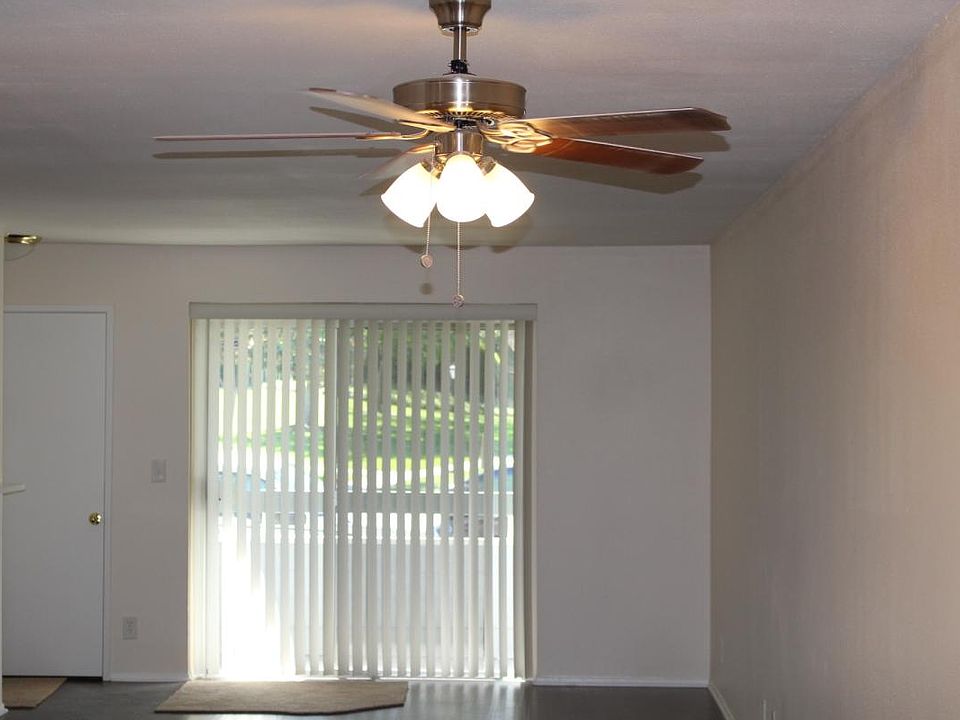 1st image of 26806 Claudette St Unit 325