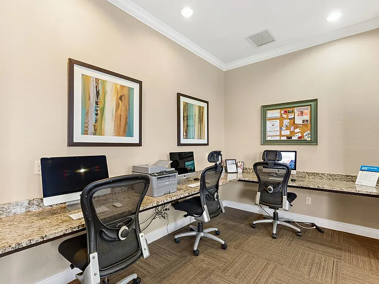 Tech Lounge