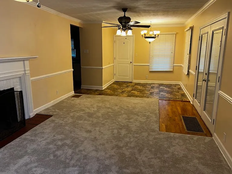 808 Ray Ave — Photo 4