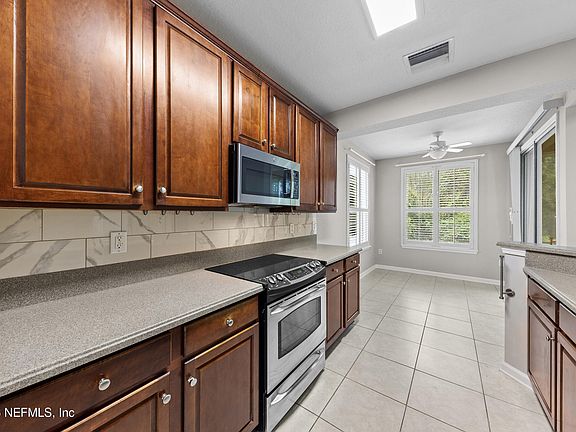4th image of 6567 WHITE BLOSSOM Circle #7B